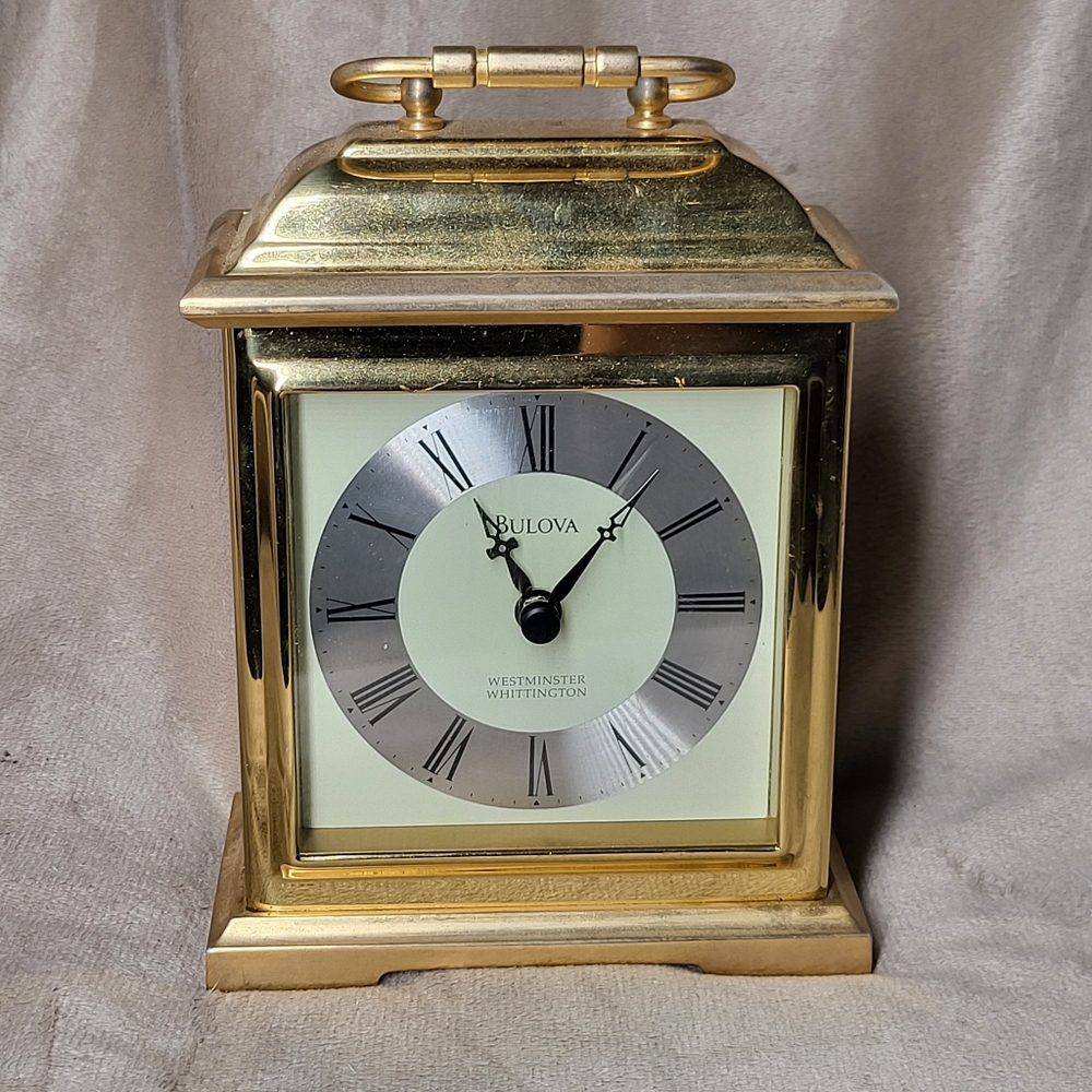 Bulova Vintage Chime Mid Night Chime Mantel clock
